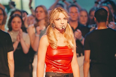 Britney Spears gali dainuoti ir be fonogramos: internete plinta įrašas iš 1998 metų talentų šou