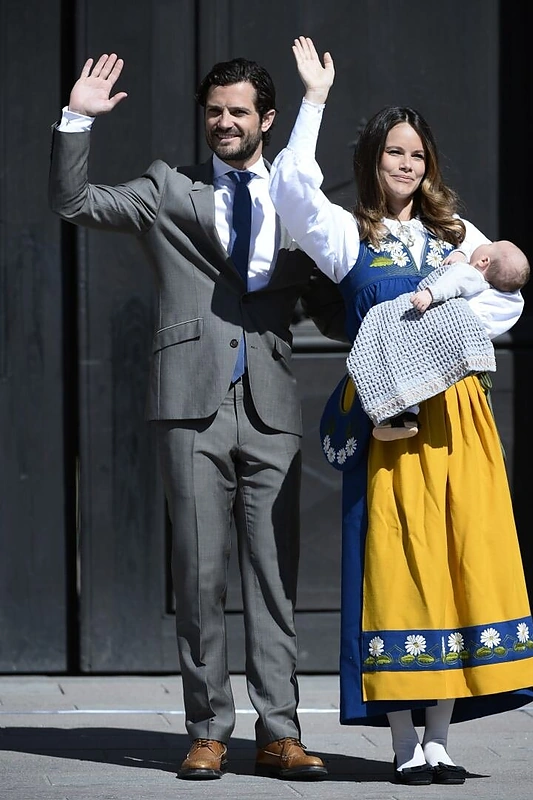 Švedijos princas Carlas Philipas ir princesė Sofia su sūnumi Alexanderiu