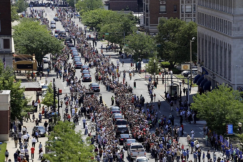 Muhammado Ali laidotuvių procesija