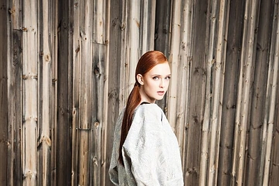 Ramunės Piekautaitės 2016 m. kokteilinių suknelių kolekcijos modelis