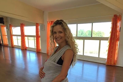 Edita Daniūtė treniruotėje šoko kartu su kelių savaičių sūneliu: žiūrėkite video