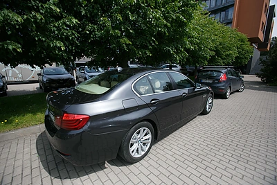 Rinktinės narių automobiliai