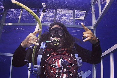 „Lofte“ grosiančios grupės „Testament“ lyderis Chuckas Billy: „Noriu gero turo po Vilnių!“