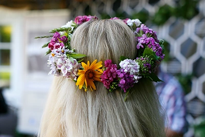 Bulvių žiedų šukuosenos kūrimas