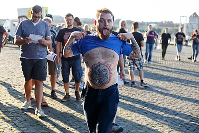 Į „Iron Maiden“ koncertą Kaune suplūdo išskirtinai atrodantys grupės gerbėjai