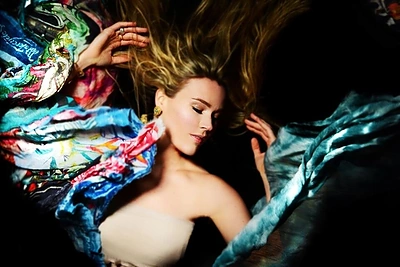 Į Vilnių atvykstanti Joss Stone stebina spalvinga biografija