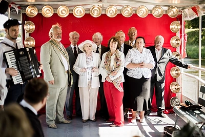 Premjera: „Antikvariniai Kašpirovskio dantys“ pristato naują vaizdo klipą „Tu mano vasara“