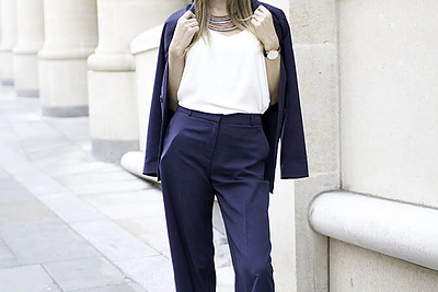 Kaip nešioti kelnių kostiumą?