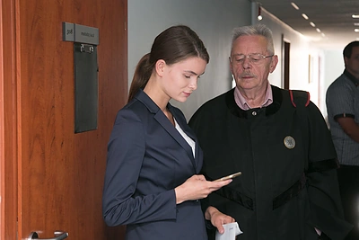 Modelis Elita Citovičiūtė atsidūrė teisme: prie „Mercedes Benz“ vairo viršijo greitį net 82 km/h