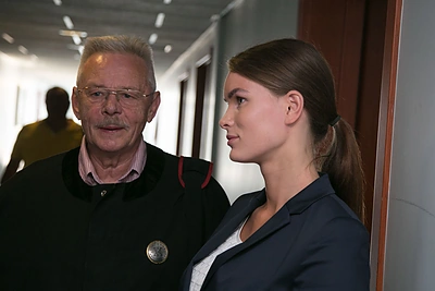 Modelis Elita Citovičiūtė teisme dėl pasiutusio „Mercedes-Benz“ greičio teisinosi „nelaime namuose“