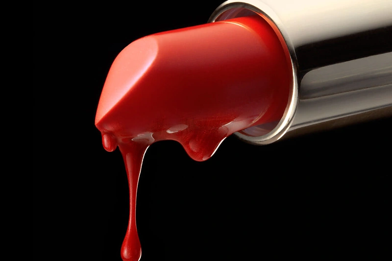 Tirpstantis lūpdažis