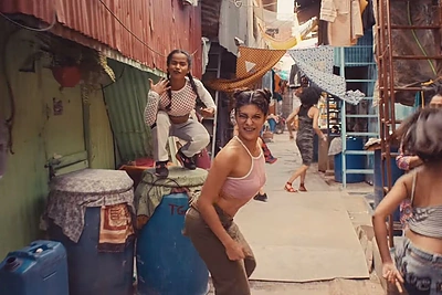 „Spice Girls“ hitui „Wannabe“ – 20 metų: klipas perkurtas socialinėje reklamoje apie moterų teises