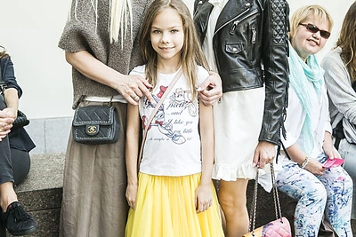 Diana Dargienė su dukra Une ir Edita Lavrinovič