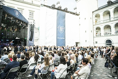 Joss Stone koncerto akimirka