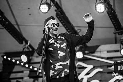 Įvertinkite: festivalių maratoną pradedantys „The Roop“ pristato dainos „Come Back“ remiksą ir klipą