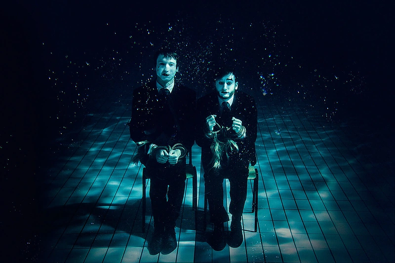 „Neteisėtai padaryti“