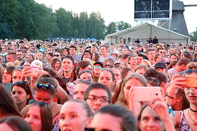 Franso koncerto „Granatos Live“ akimirka