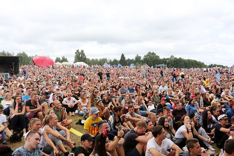 „Humoro klubo“ pasirodymo „Granatose“ akimirka