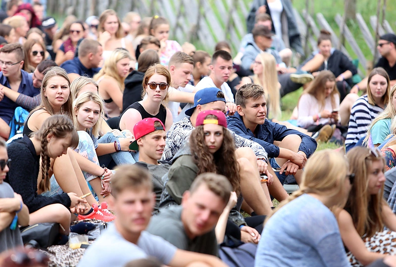 „Humoro klubo“ pasirodymo „Granatose“ akimirka