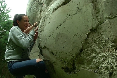 Realybės šou „2 Barai“ dalyviai purvo ruože