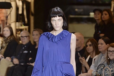 „Vetements“ 2016 m. rudens-žiemos kolekcijos modelis