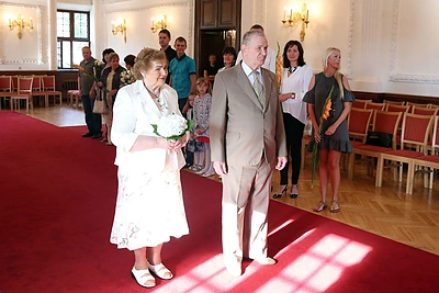 Benedikto ir Jadvygos Šapauskų deimantinių vestuvių akimirka
