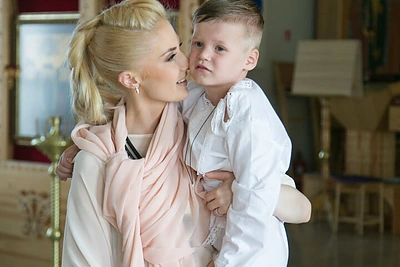 Kristina Ivanova su krikštasūniu Kristupu