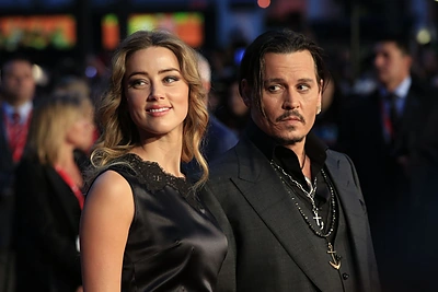 Johnny Deppas ir Amber Heard susitarė dėl skyrybų sąlygų: aktorė gaus 7 mln. dolerių