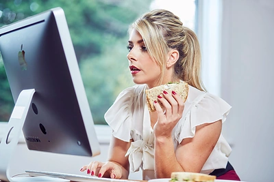 Kodėl auga svoris – klystkeliai darbe ir patarimai, kaip to išvengti