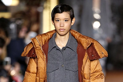 „Stella McCartney“ 2016 m. rudens-žiemos kolekcijos modelis