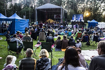 „Purpurinio vakaro“ akimirka