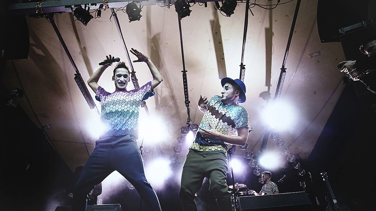 „Neteisėtai padaryti“