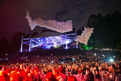 „Leon Somov & Jazzu“ koncerto akimirka