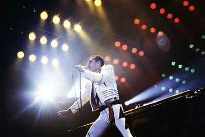 Freddie Mercury (1984 m.)