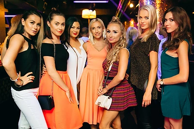 Audringo vakarėlio naktiniame klube nepraleido Simona Nainė ir Viktorija Sutkutė