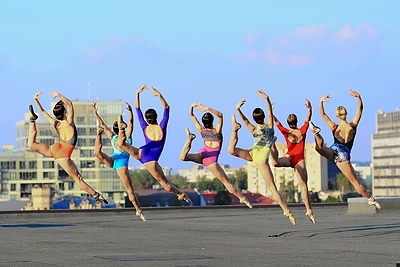 Gretos Gylytės kurti drabužiai šokėjoms