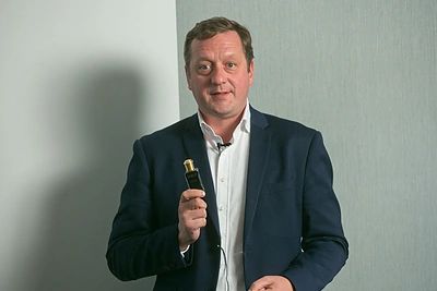 Parfumeris Jeanas F. Heninas: „Kvepalai – tai ginklas, skirtas medžiotojams“