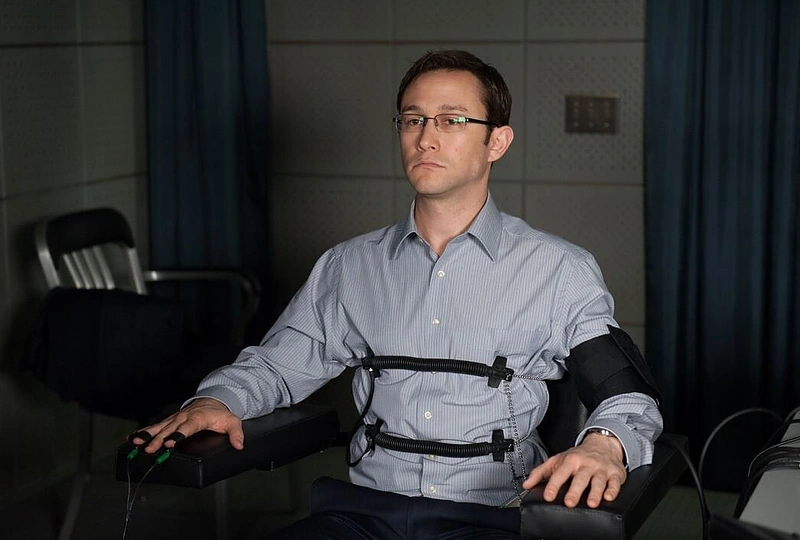 Josephas Gordonas-Levittas filme „Snowdenas“