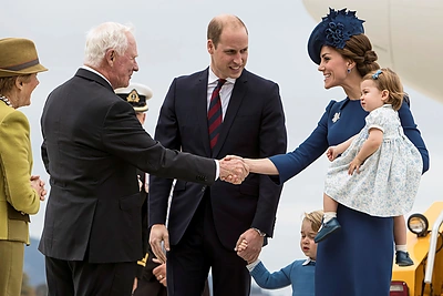 Princas Williamas ir hercogienė Catherine su vaikais George'u ir Charlotte