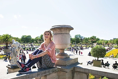 Atlikėja Giedrė Barauskaitė – emocijų bangas Paryžiuje kelianti patrakėlė