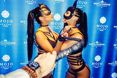 Vakarėlio klube „Mojo Lounge“ akimirka