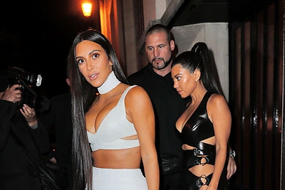 Aiškėja daugiau detalių apie Kim Kardashian užpuolimą: penki vyrai pavogė papuošalų už 11 mln. dolerių