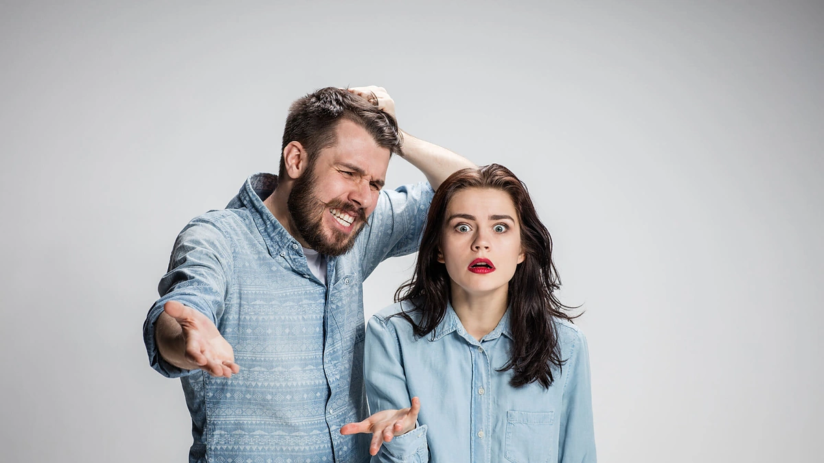 Konfliktuojanti pora