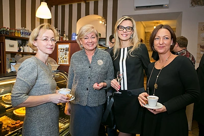 Prancūziškuose pusryčiuose – gera žinia Editai Mildažytei ir „Bėdų turgui“