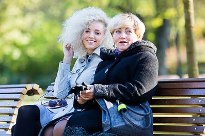 Anžela Adamovič su mama Regina