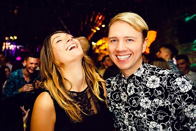 Sostinės naktiniame klube – ir Mantas Wizard su žavia palydove