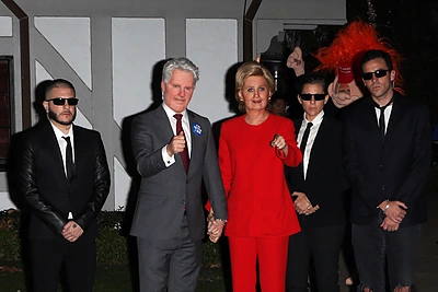 Katy Perry su Orlando Boomu persirengė H.Clinton ir D.Trumpu