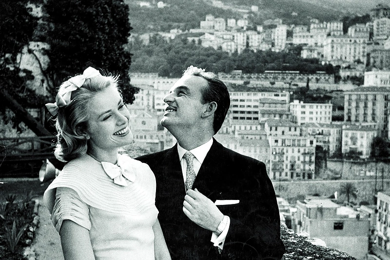 Legendinė meilės istorija: pabėgę jaunieji Grace Kelly ir princas Ranjė III