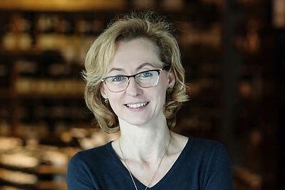 Verslo ir labdaros vakarienę rengianti Rasa Starkus: „Arogantiškais laikome tuos, kurių nepažįstame“