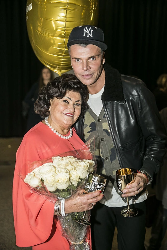 Juozas Statkevičius su mama Vanda Statkevičiene